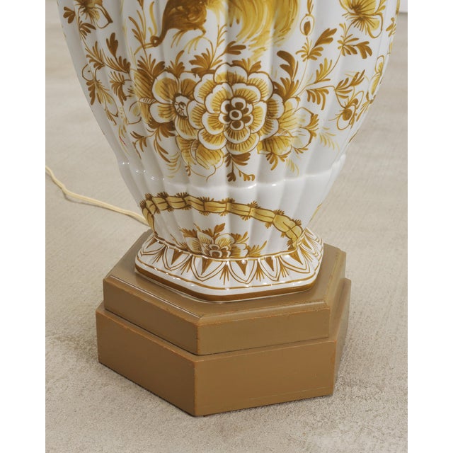 Pair of Wilshire House Porcelain Ginger Jar Table Lamps (No Shades Included) For Sale - Image 12 of 18