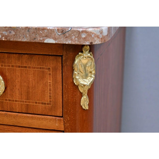 Small Early 20th Century Blond Mahogany Chest of Drawers For Sale - Image 15 of 18