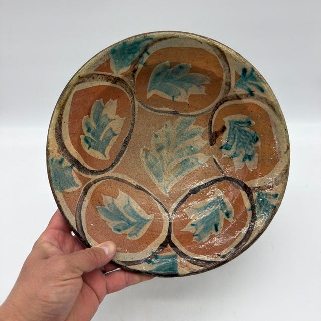 19th Century Spanish Glazed Terracotta Lebrillo Bowl With Leaf Motif - 10.5" For Sale - Image 4 of 17