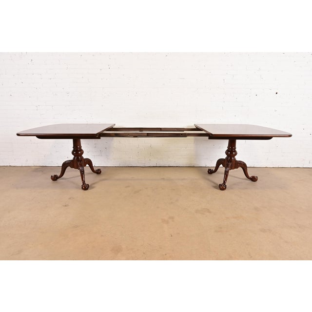 Henredon Georgian Flame Mahogany Double Pedestal Extension Dining Table, Newly Refinished For Sale In South Bend - Image 6 of 14