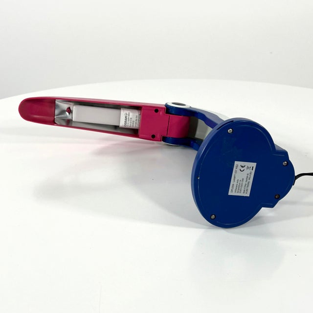 Blue Blue and Pink Toucan Lamp attributed to H.T. Huang for Huanglite, 1980s For Sale - Image 8 of 9