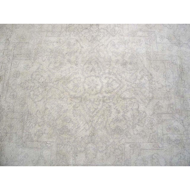1930s Gray Classic Traditional Antique Agra Cotton Rug 4' 6" X 7' 4" Hand Knotted Pile Wool Carpet For Sale - Image 4 of 4