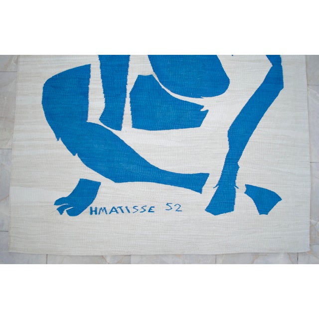 Henri Matisse - Blue Nude 4 - Inspired Silk Hand Woven Flat Weave Area - Wall Rug 4′11″ × 6′10″ For Sale - Image 13 of 16