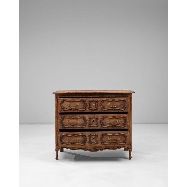 19th Century French Provincial Oak Chest of Drawers For Sale - Image 17 of 18
