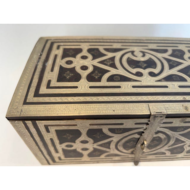 Tribal African Tuareg Silver and Ebony Wood Jewelry Box 1950s For Sale - Image 3 of 12