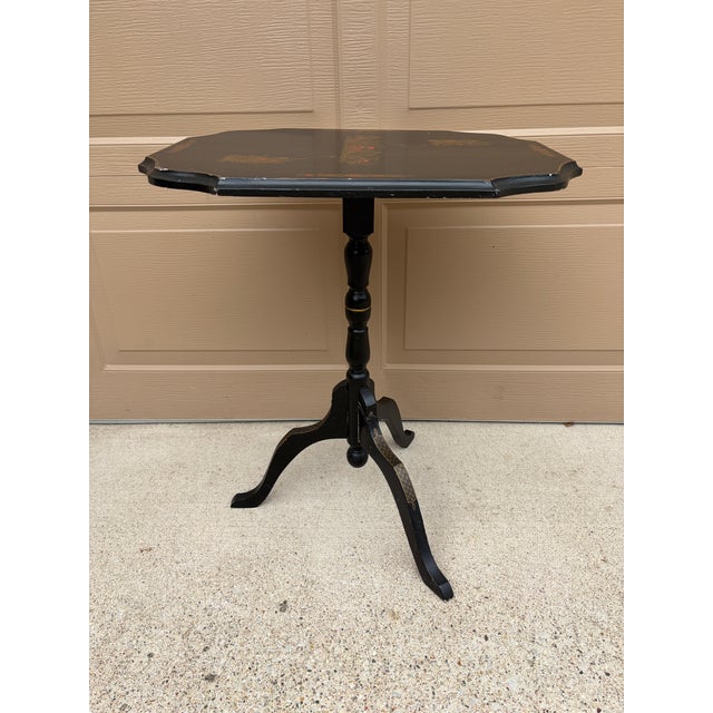 1940s Regency Chinoiserie Black Painted Walnut Side Table With Hand-Painted Scenes For Sale - Image 9 of 10