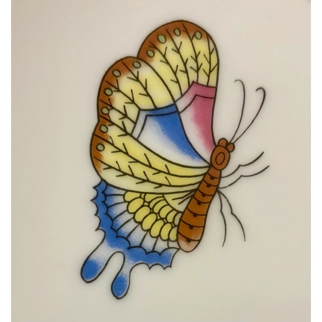 Early 20th Century Hand Painted Chinoiserie Butterfly Garden Party Decorative Plate For Sale - Image 5 of 8