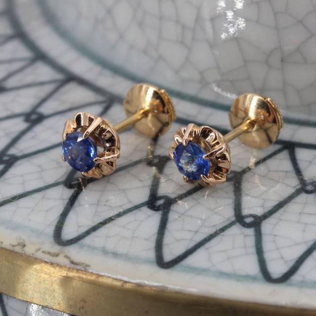 Retro stud earrings best sale