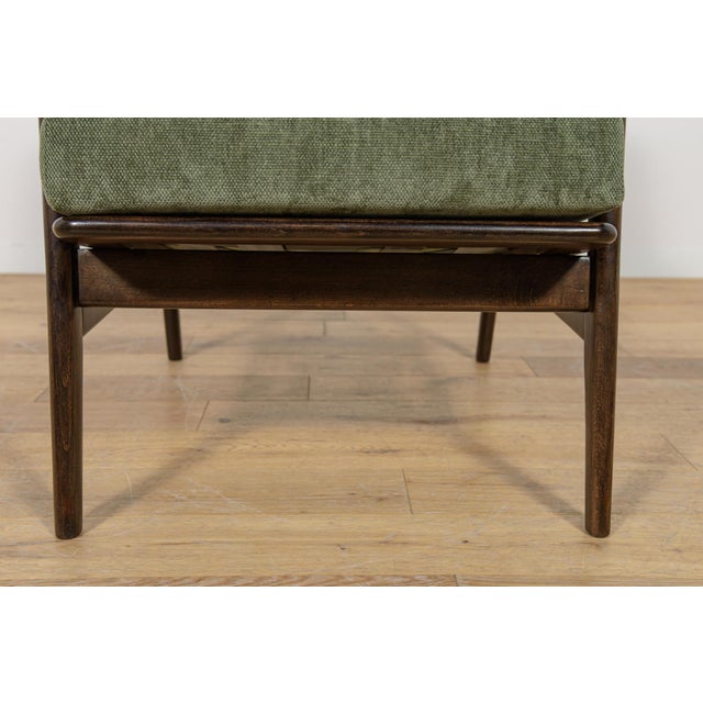 Model 300-139 Armchair from Swarzędz Furniture Factory, 1960s For Sale - Image 16 of 18