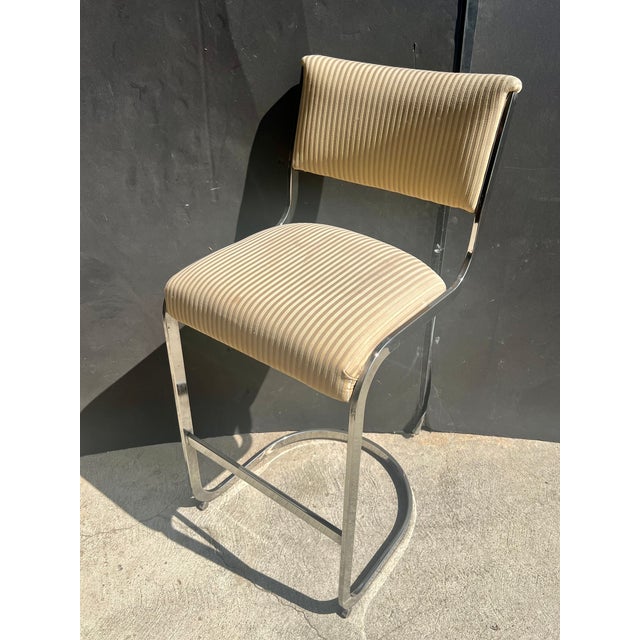 Set of 4 1970s Milo Baughman Style Modernist Chrome Bar Stools by Cal-Style – Project Set For Sale In Los Angeles - Image 6 of 17