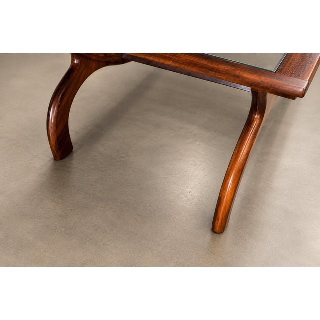 Brazilian Modern Rosewood Coffee Table by Liceu de Artes e Ofícios, Brazil, 1960s — Lot 962 For Sale - Image 4 of 18