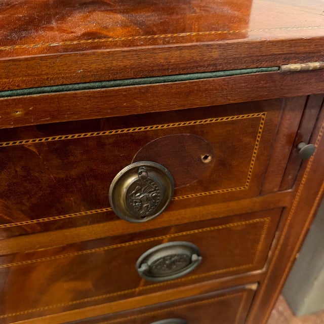 19th Century Massachusetts Federal Hepplewhite Secretary With Bookcase in Mahogany For Sale - Image 11 of 12