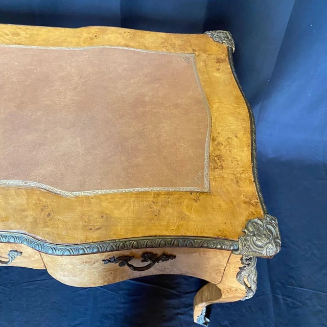 French Louis XV Style Burled Walnut Writing Desk or Bureau For Sale - Image 9 of 12