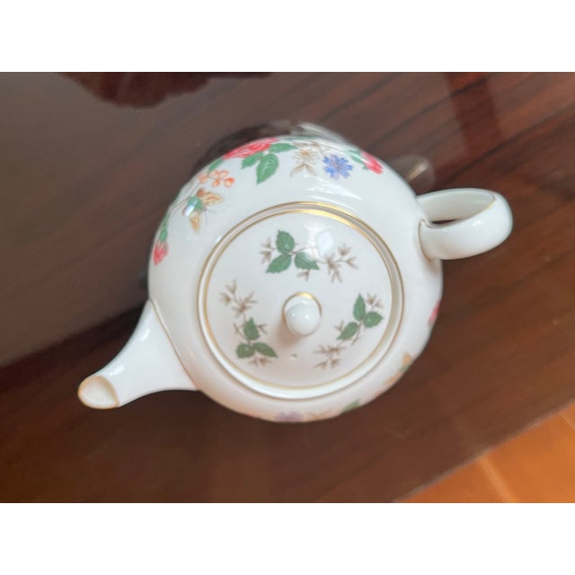 Alabaster Vintage Wedgwood Teapot For Sale - Image 8 of 10