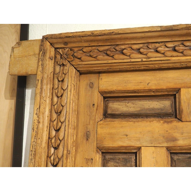 Wood 18th Century Spanish Paneled Pine and Walnut Door With Frame For Sale - Image 7 of 18