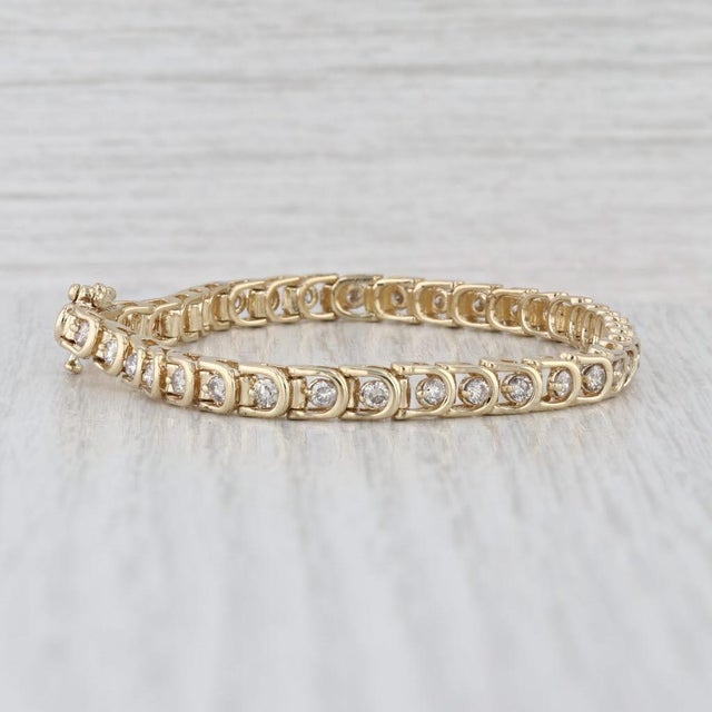 Modern 1.75ctw Diamond Tennis Bracelet 14k Yellow Gold 7" 4.7mm For Sale - Image 3 of 7