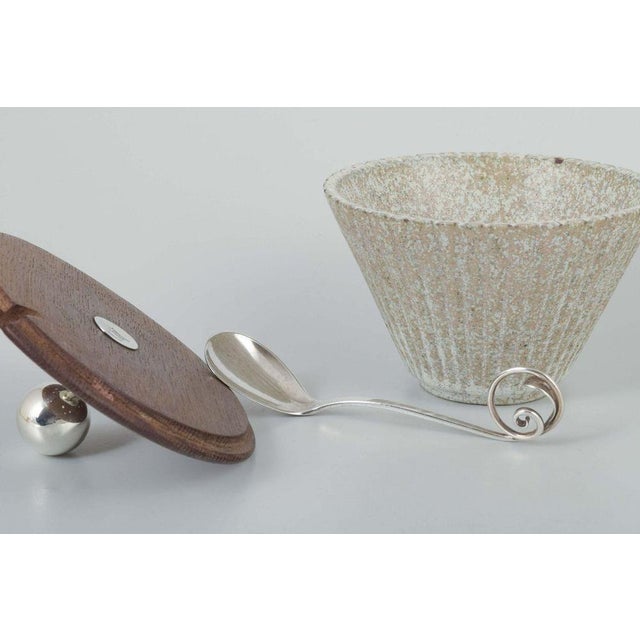 Light Grey Glazed Ribbed Stoneware Bowl by Arne Bang, 1940s-1950s, Set of 2 For Sale - Image 4 of 8