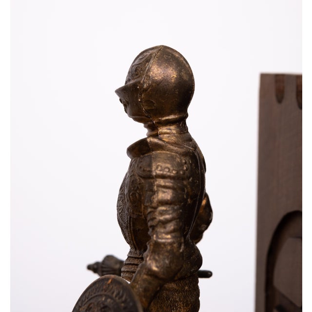 Mid-Century Modern Metal Knight Bookends with Sword and Shields, England, 1960s, Set of 2 For Sale - Image 3 of 7