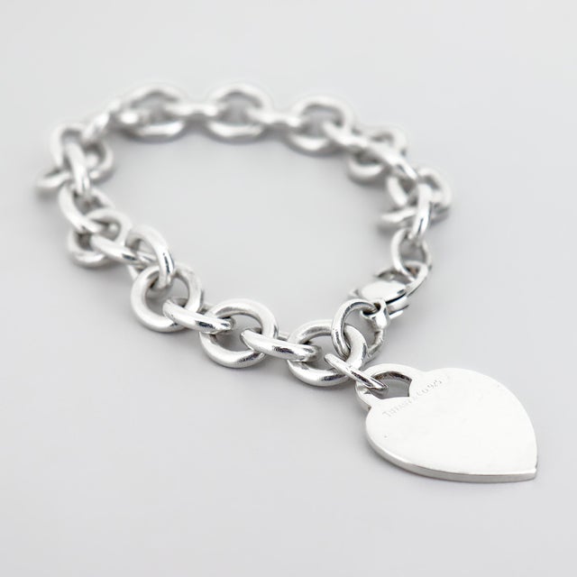 Vintage Tiffany & Co Sterling Silver Cable Link Bracelet With Heart Tag / Charm For Sale - Image 11 of 11