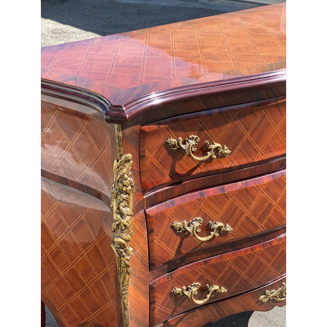 Vintage French Louis Inlaid and Gilt Bombe Commode For Sale In Los Angeles - Image 6 of 11