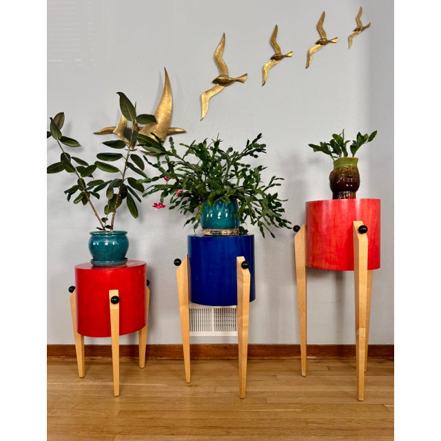 Postmodern Pedestal Stands Set of 3 Stackable Memphis Style Tables For Sale - Image 15 of 15