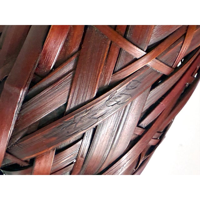 Brown Japanese Bamboo Ikebana Hanging Basket by Yufu Shohaku For Sale - Image 8 of 10