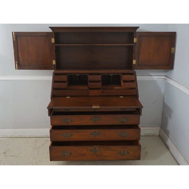 Chippendale 1960s Kittinger Cw-1 Colonial Williamsburg Mahogany Desk For Sale - Image 3 of 18