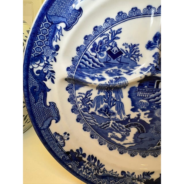 Vintage Blue & White Chinoiserie Willow Style Decorative Plate For Sale - Image 11 of 12