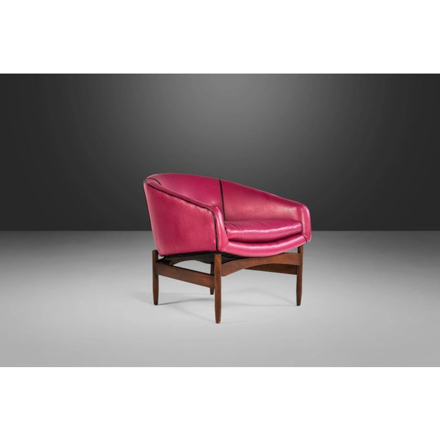 Mid Century Modern Sculptural Barrel Lounge Chair by Lawrence Peabody, circa 1960s For Sale - Image 11 of 11