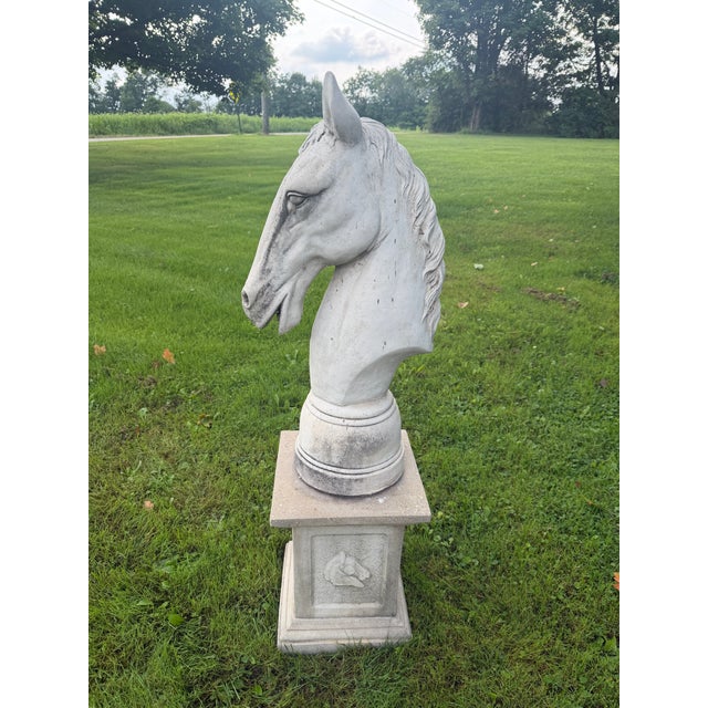 Vintage Hollywood Regency Concrete Horse Head Bust Sculpture Monumental Pedestal For Sale - Image 6 of 14