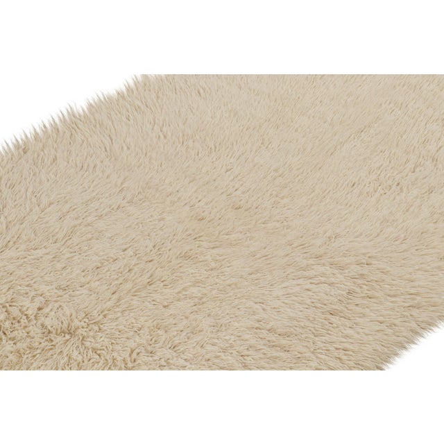 Rug & Kilim Vintage Tulu Rug in Beige and Off-White Shag Pile by Rug & Kilim For Sale - Image 4 of 7