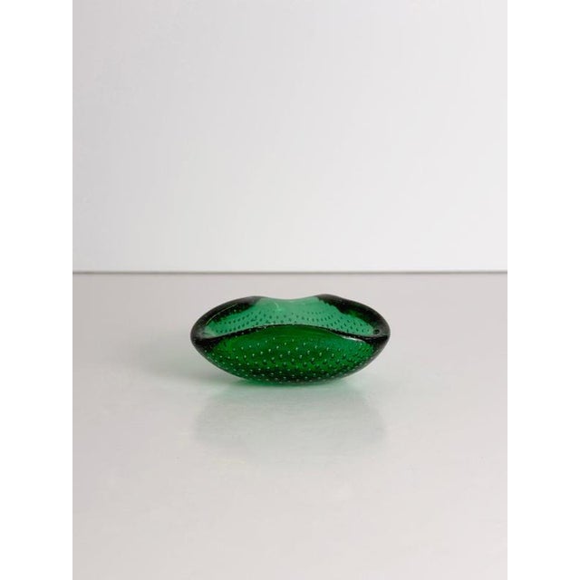 Murano Glass Triangular Green Bullicante Bowl by Seguso, Italy, 1960s For Sale - Image 3 of 10