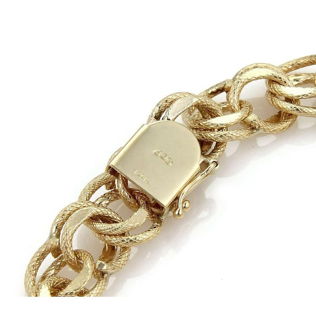 Mid 20th Century Mid 20th Century 14k Yellow Gold Textured Double Round Link Charm Bracelet 12mm Wide 7.5" For Sale - Image 5 of 5