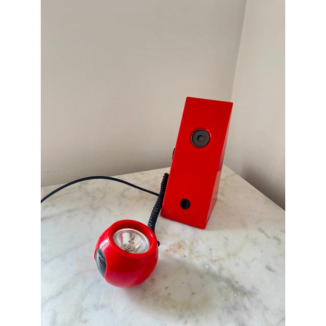 Vintage Space Age Red Magnetic Table Lamp from Brilliant Leuchten AG, Germany, 1980s For Sale - Image 4 of 12