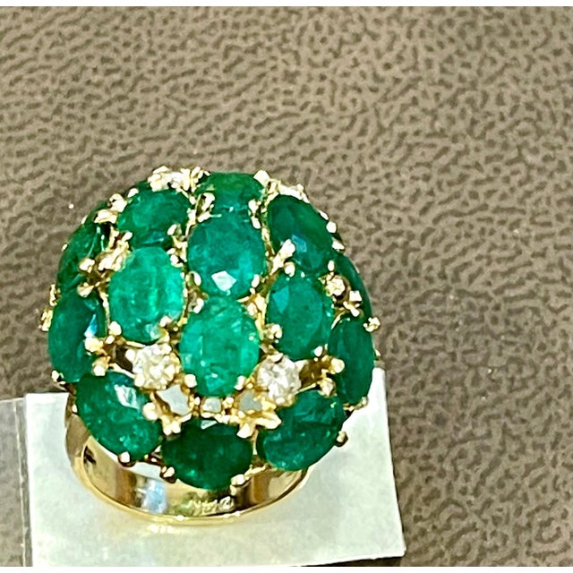12.5 Ct Natural Brazilian Emerald & Dimond Dome Shape Cocktail Ring 14 Kt Y Gold For Sale - Image 10 of 18