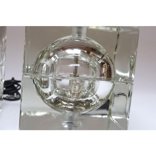 Pair of Glass Cubosfera Table Lamps by Alessandro Mendini for Fidenza Vetraria For Sale - Image 10 of 12