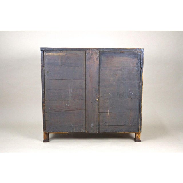 Biedermeier Commode in Nutwood, Austria, 1830s For Sale - Image 15 of 18