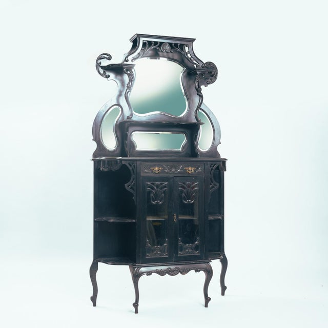 Arts & Crafts Parlour Cabinet in Black Ebonised Wood and Mirror Glass from Maddox & Co., England, 1910s For Sale - Image 3 of 18