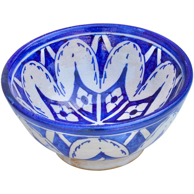 Mid 20th Century Blue Moorish-Patterned Ceramic Decorative Bowl For Sale - Image 4 of 7