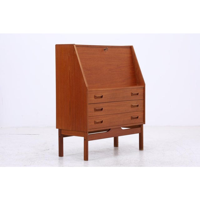 Vintage Danish Secretaire in Teak from Dyrlund For Sale - Image 16 of 18