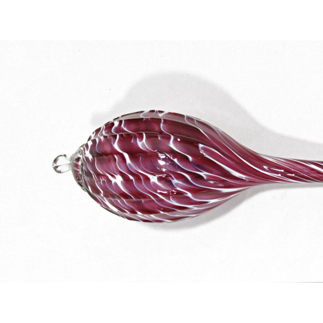 Hand-Blown Twisted Spike Art Glass Dark Pink and White Kugel Ornament For Sale In Austin - Image 6 of 6