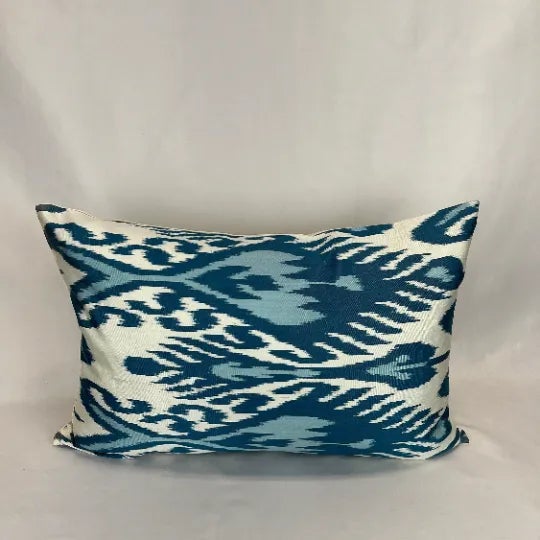 2010s Turkish Modern Blue Silk Ikat Pillow Cover For Sale - Image 5 of 5