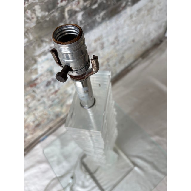 Vintage Lucite Acrylic Floor Lamp With Built-in Glass Side Table For Sale - Image 10 of 13
