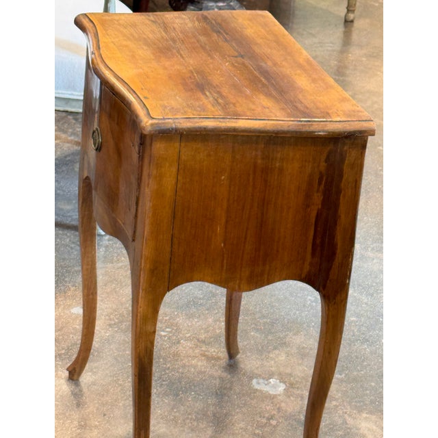 1920s Pair of Italian Walnut Side Tables With Parquetry Drawers For Sale - Image 9 of 12