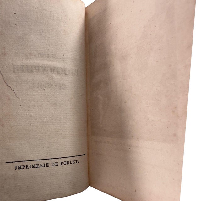 Early 19th Century 18th–Early 19th Century French Latin History Book - Petite Biographie Classique - Gilt Spine, Marbled Endpapers” For Sale - Image 5 of 9