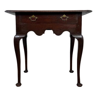 18th Century English Oak Side Table with Cabriole Legs For Sale