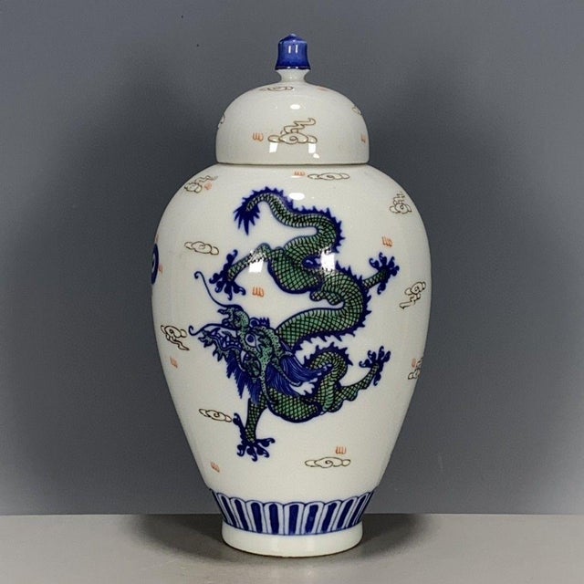 1990s Chinoiserie Dragon Lidded Ginger Jar, Green & Blue Dragon Porcelain Temple Jar Oriental Mantel Decor For Sale - Image 5 of 9