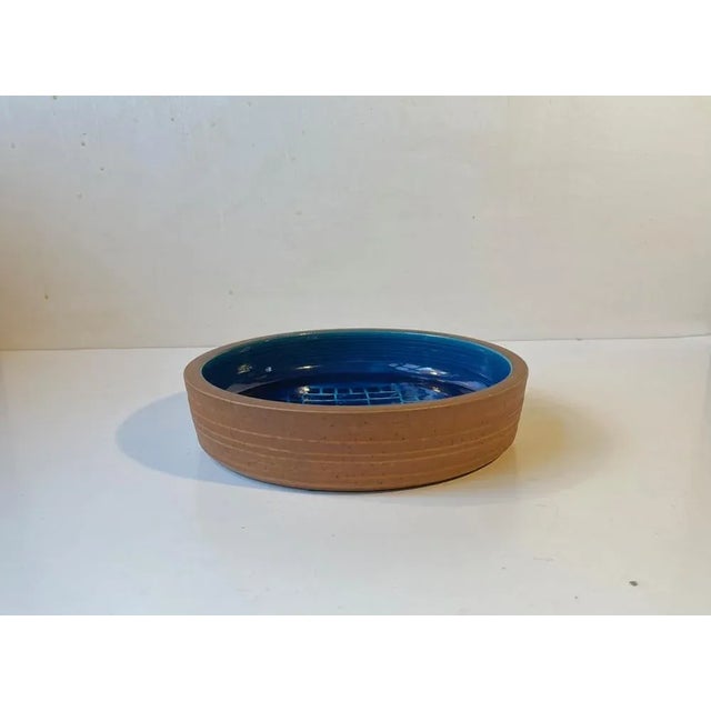 Royal Copenhagen Vintage Stoneware Bowl with Abstract Blue Decor by Jørgen Mogensen for Royal Copenhagen, 1960s For Sale - Image 4 of 12