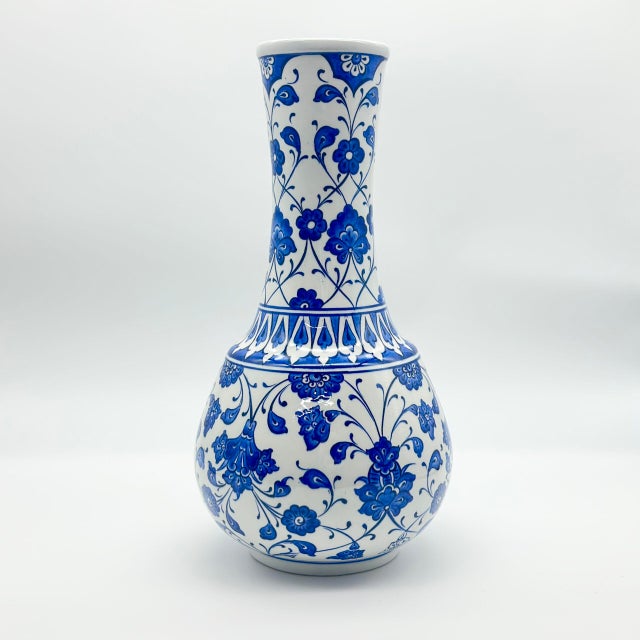 Handmade Ceramic “Gonca” Vase (25cm) – Classic Blue & White Floral Pattern – Traditional Ottoman Home Decor For Sale - Image 6 of 8