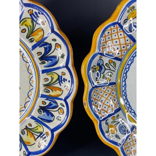 Hand-Painted Ceramic Plate with Floral Motifs from Talavera de la Reina, Late 19th Century, Set of 2 For Sale - Image 6 of 12